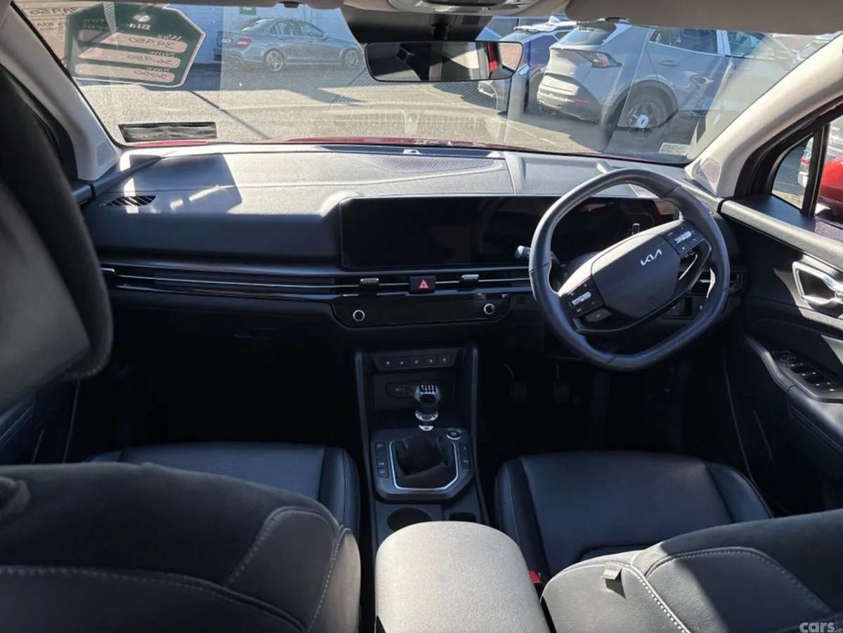 Kia Sportage MPV, Diesel Hybrid, 2026, Red