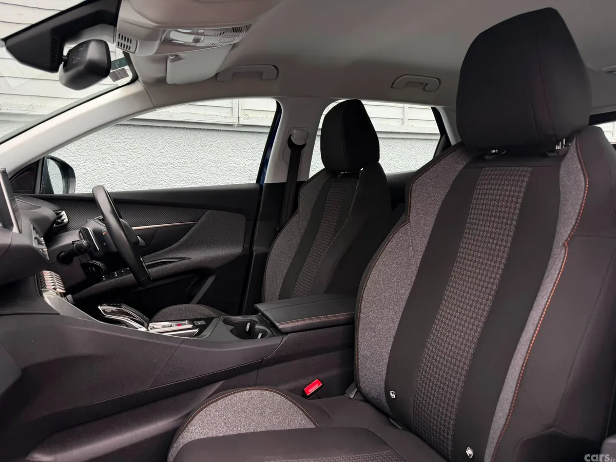 Peugeot 3008 SUV, Diesel, 2017, Blue