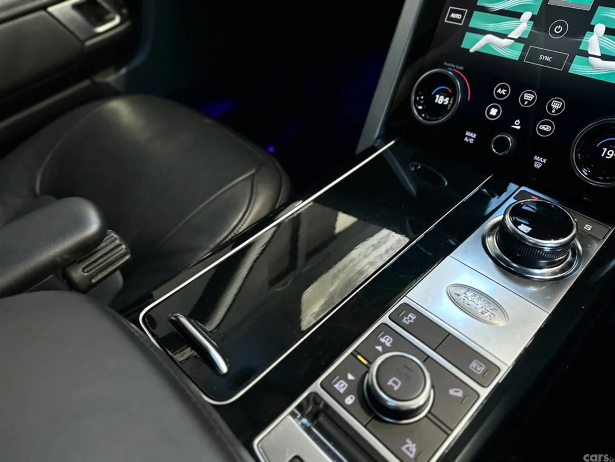 Land Rover Range Rover SUV, Petrol Plug-in Hybrid, 2020, Black