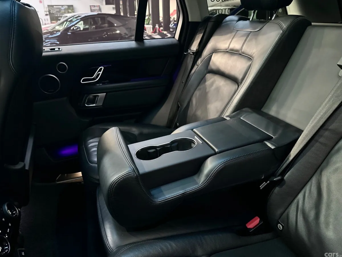 Land Rover Range Rover SUV, Petrol Plug-in Hybrid, 2020, Black