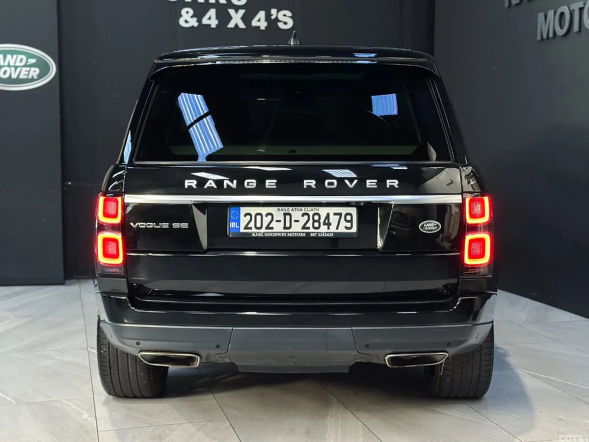 Land Rover Range Rover SUV, Petrol Plug-in Hybrid, 2020, Black