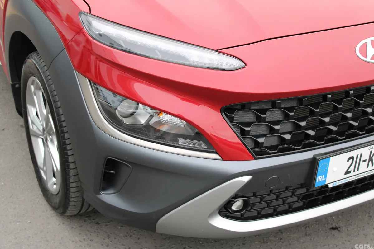 Hyundai KONA MPV, Diesel, 2021, Red