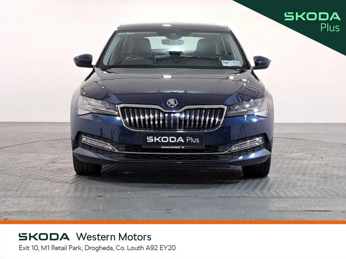 Skoda Superb Saloon, Diesel, 2023, Blue