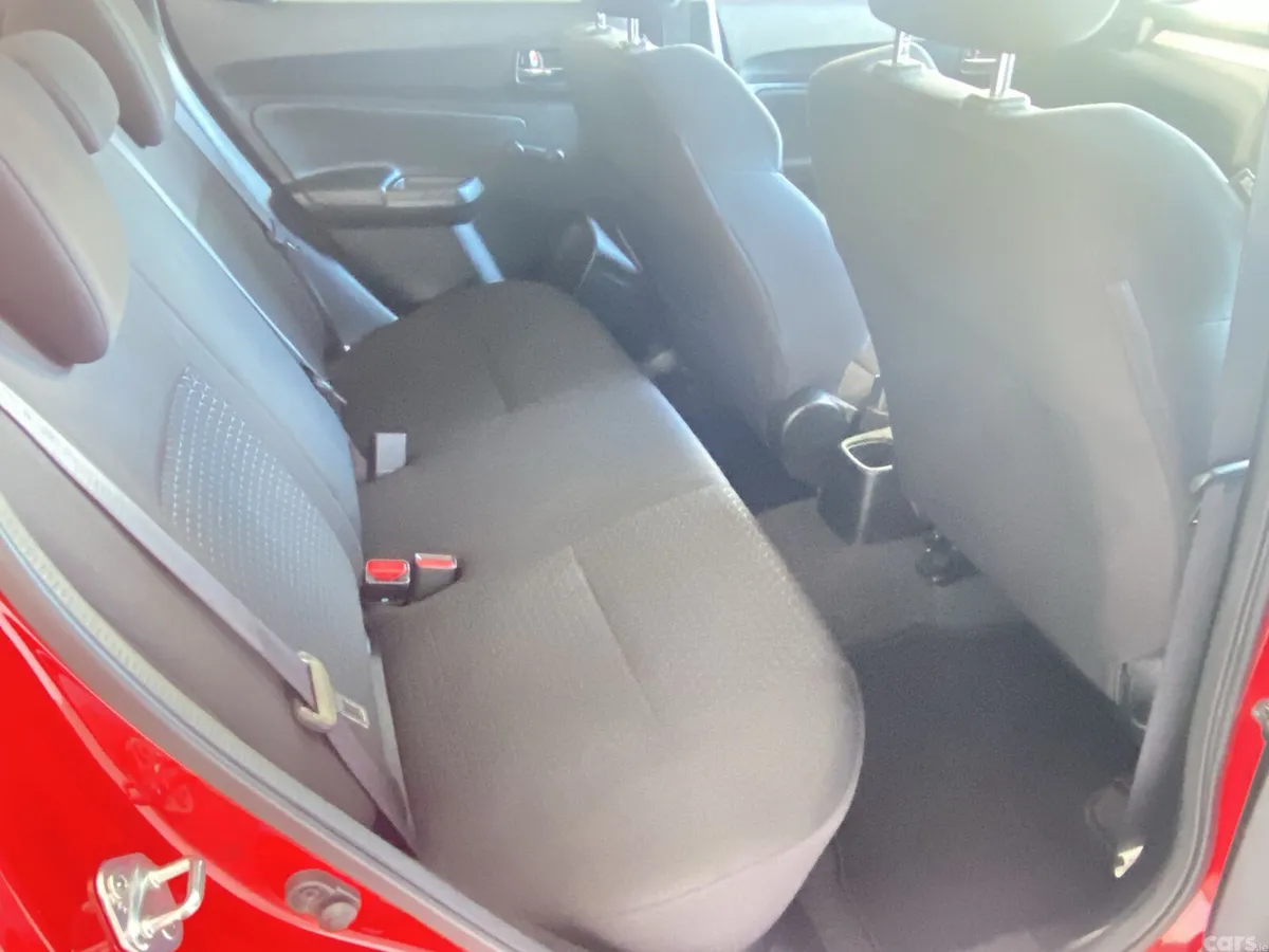 Suzuki Swift Hatchback, Petrol, 2018, Red