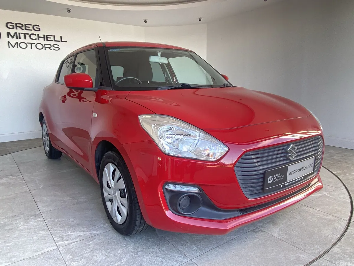 Suzuki Swift Hatchback, Petrol, 2018, Red