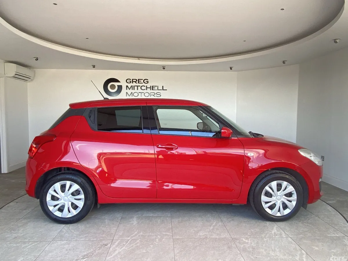 Suzuki Swift Hatchback, Petrol, 2018, Red