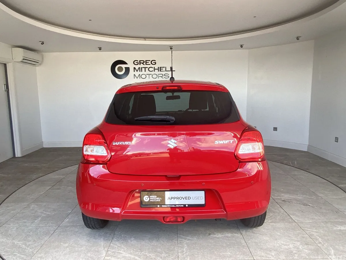 Suzuki Swift Hatchback, Petrol, 2018, Red