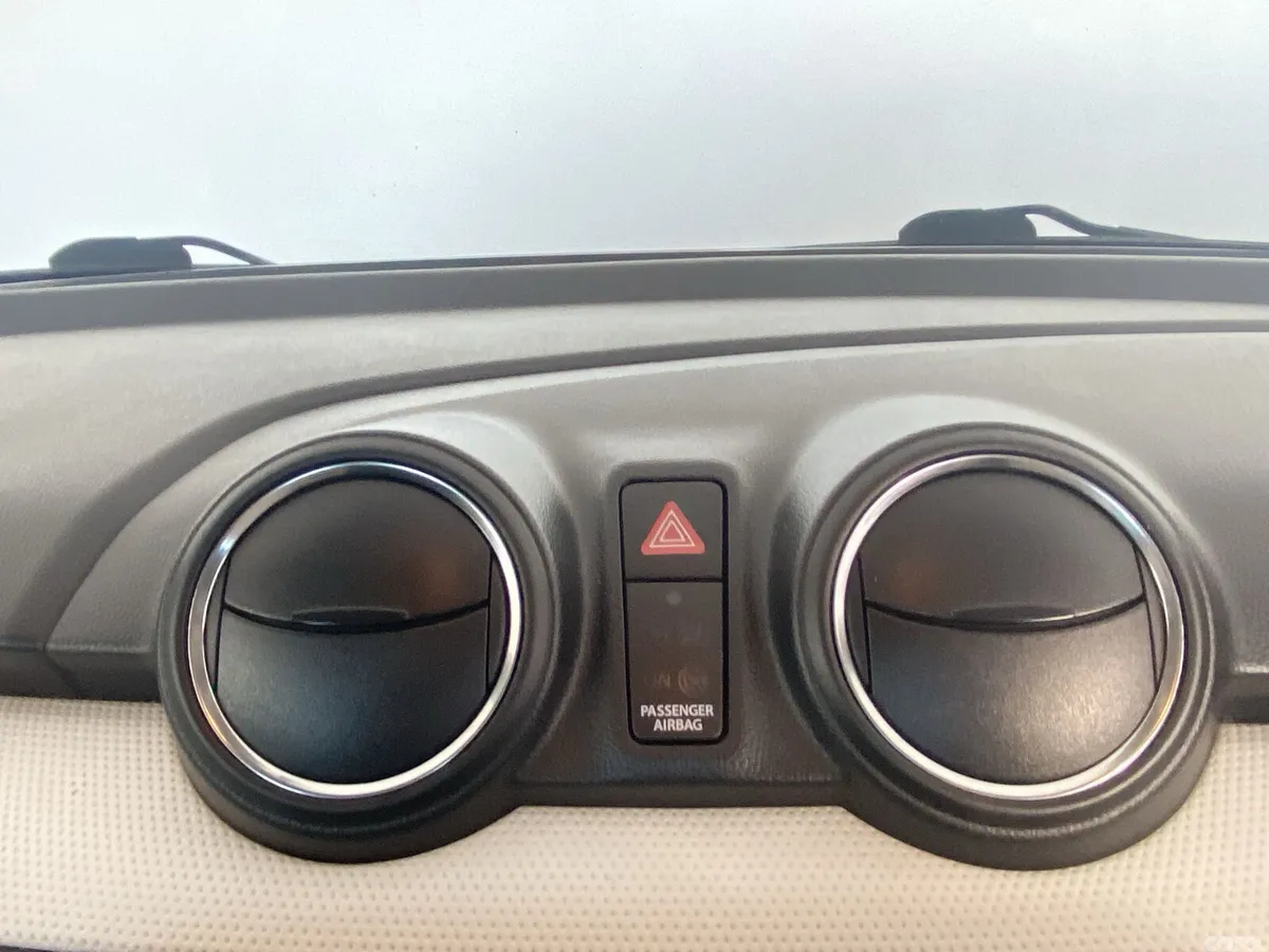 Suzuki Swift Hatchback, Petrol, 2018, Red
