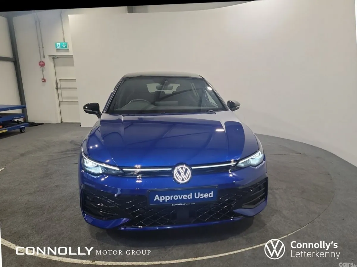 Volkswagen Golf Estate, Petrol, 2025, Blue