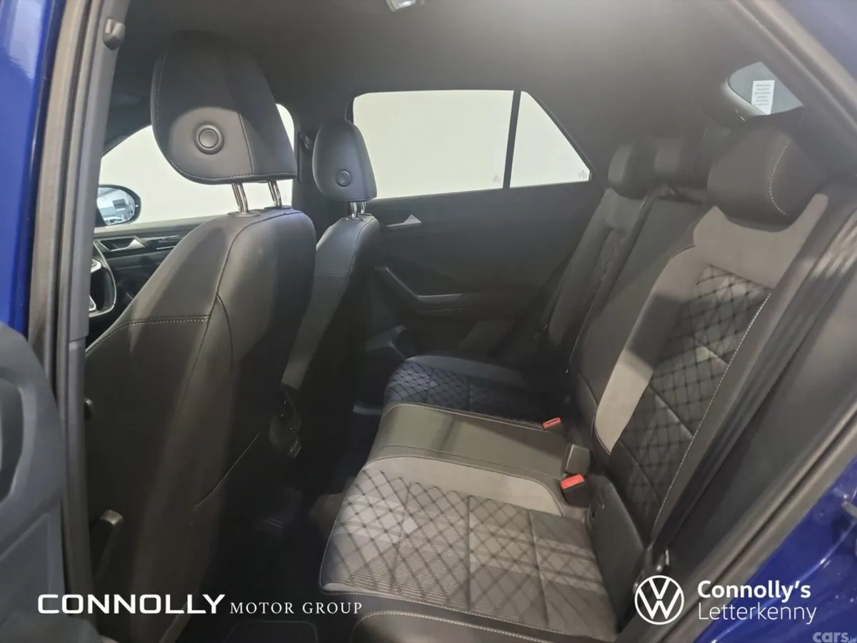 Volkswagen T-Roc SUV, Petrol, 2024, Blue