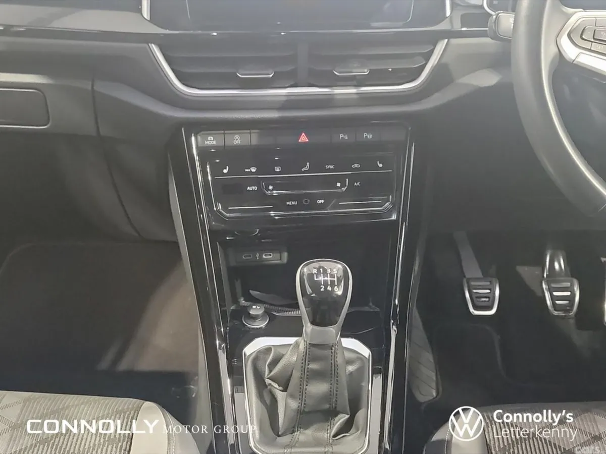 Volkswagen T-Roc SUV, Petrol, 2024, Blue