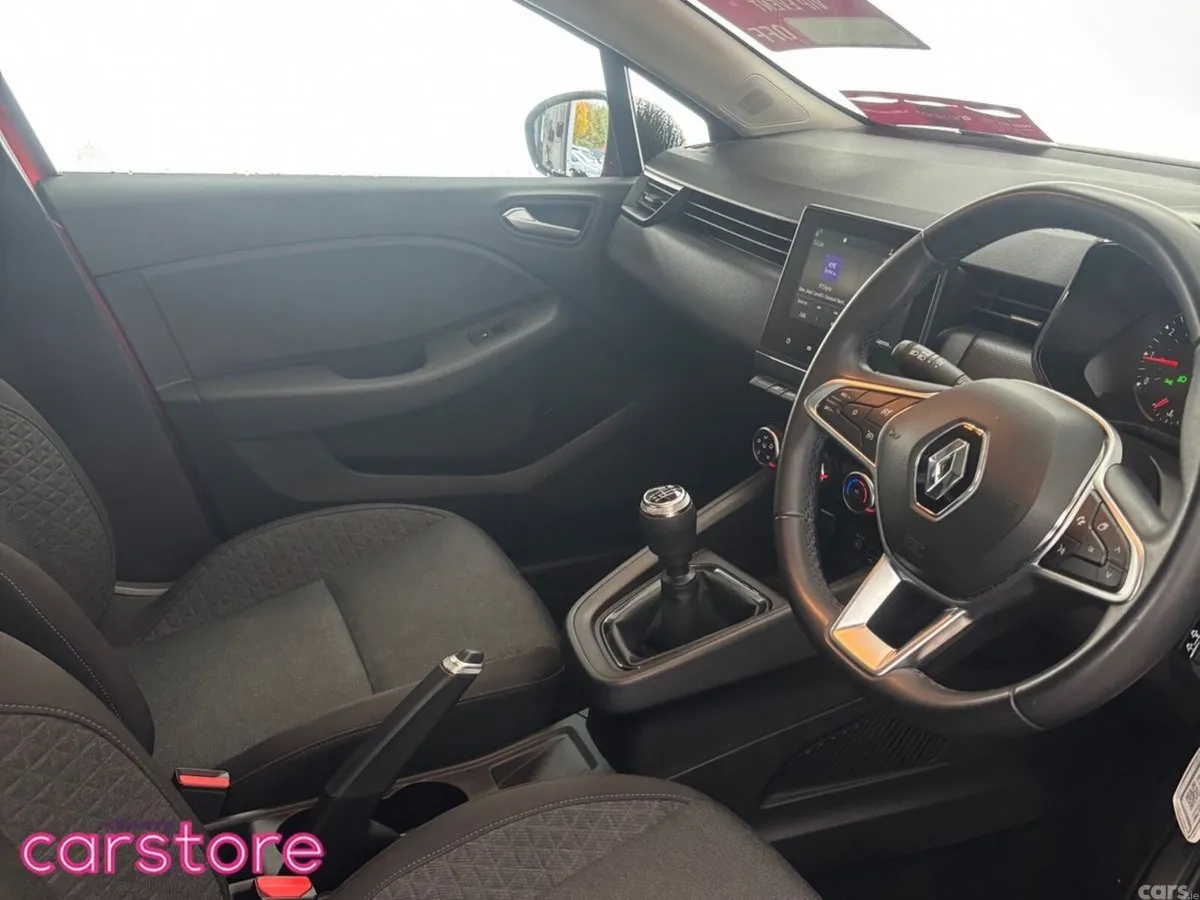 Renault Clio Hatchback, Petrol, 2023, Red