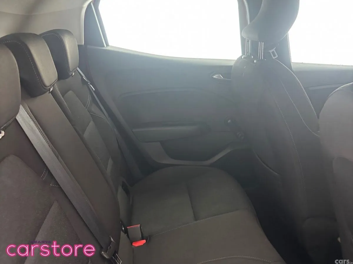 Renault Clio Hatchback, Petrol, 2023, Red