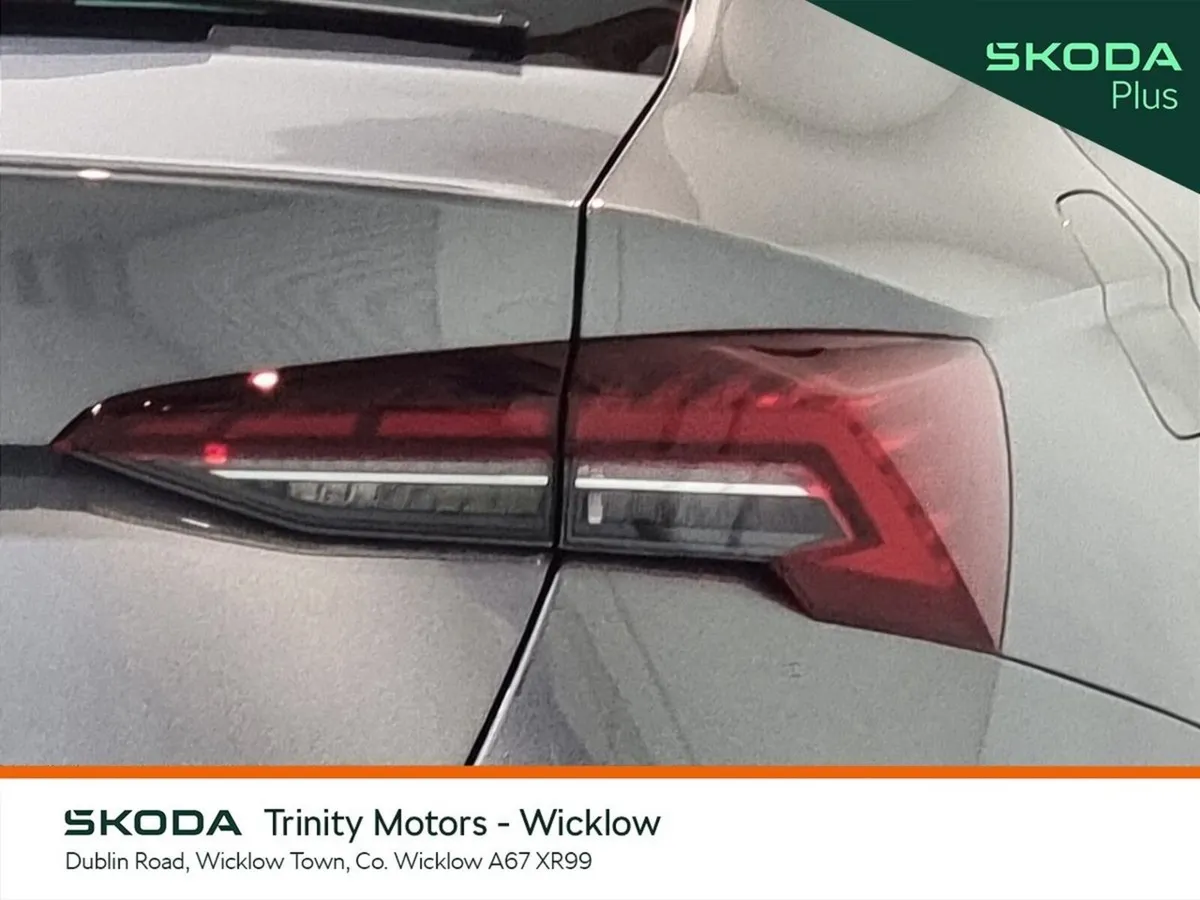 Skoda Octavia Saloon, Petrol, 2026, Grey