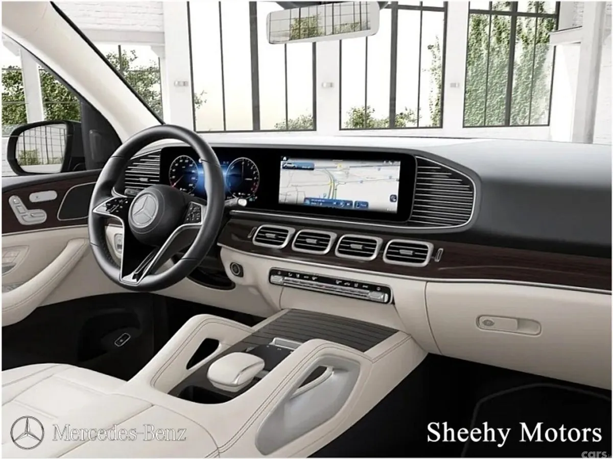 Mercedes-Benz GLE SUV, Diesel Plug-in Hybrid, 2027, Black