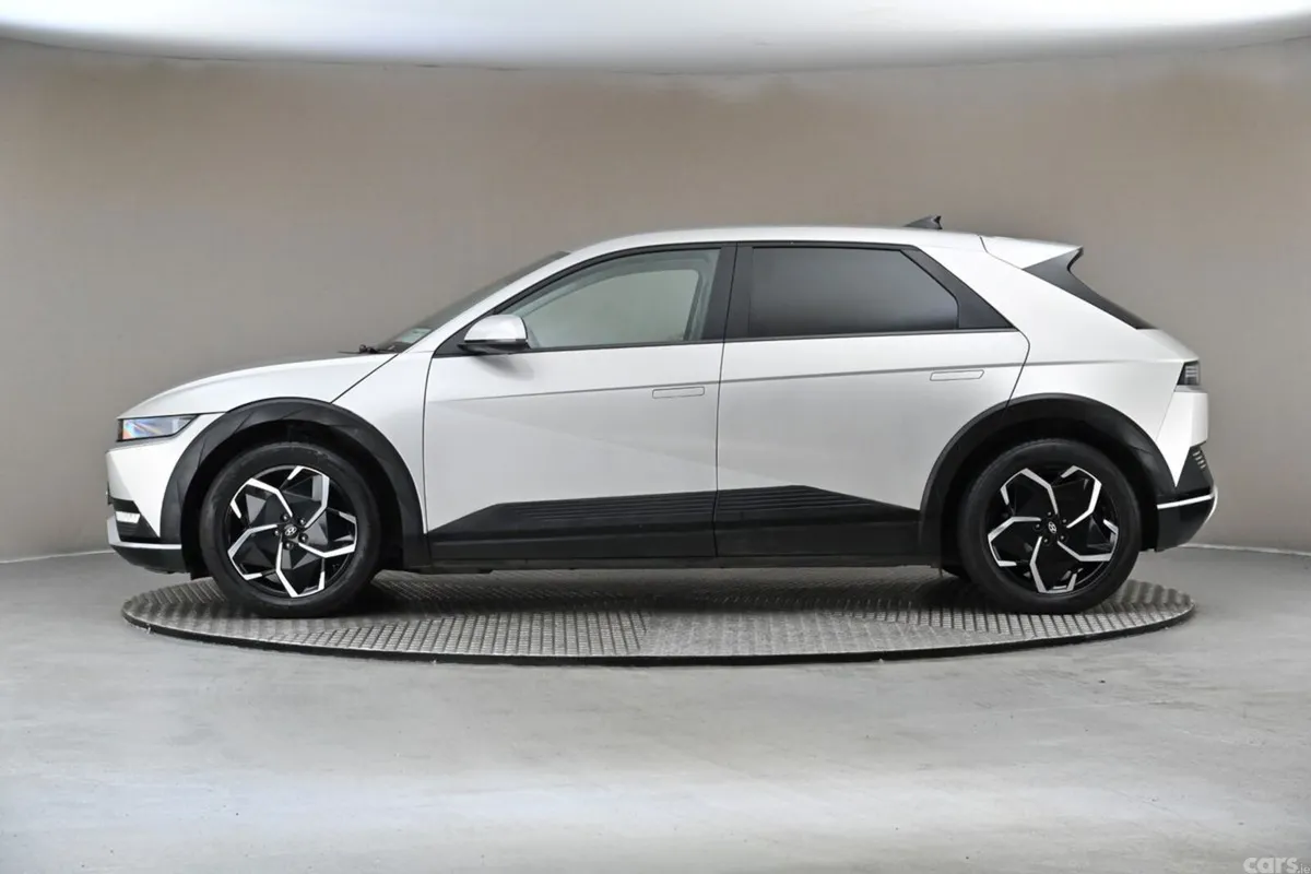 Hyundai IONIQ 5 MPV, Electric, 2022, Silver