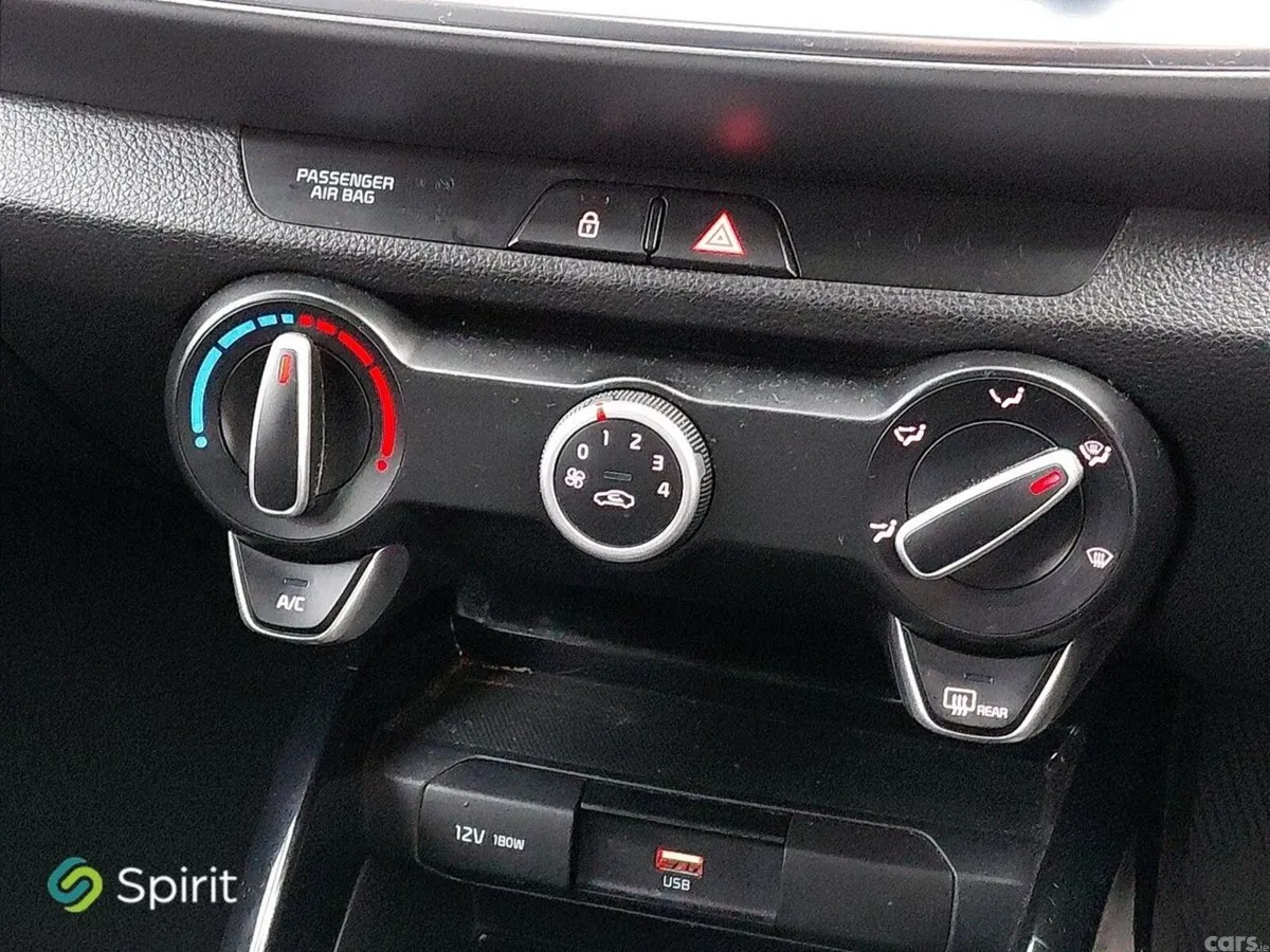 Kia Stonic Estate, Petrol, 2024, Blue