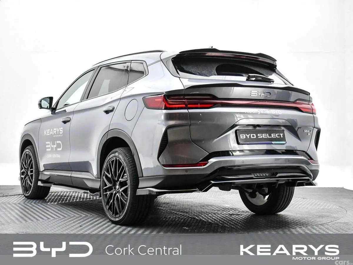 BYD SEAL U SUV, Petrol Plug-in Hybrid, 2026, Grey