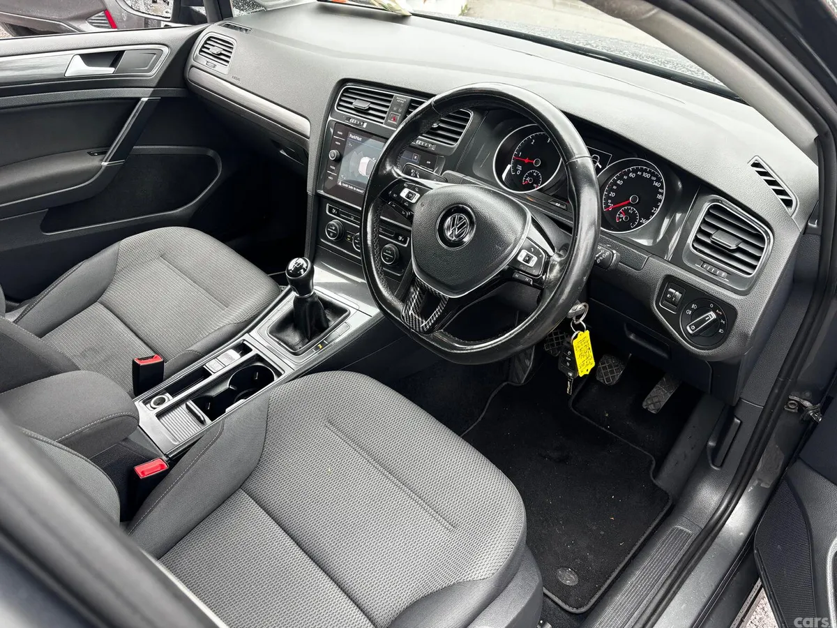 Volkswagen Golf Estate, Diesel, 2017, Grey