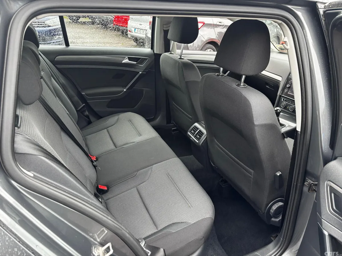 Volkswagen Golf Estate, Diesel, 2017, Grey