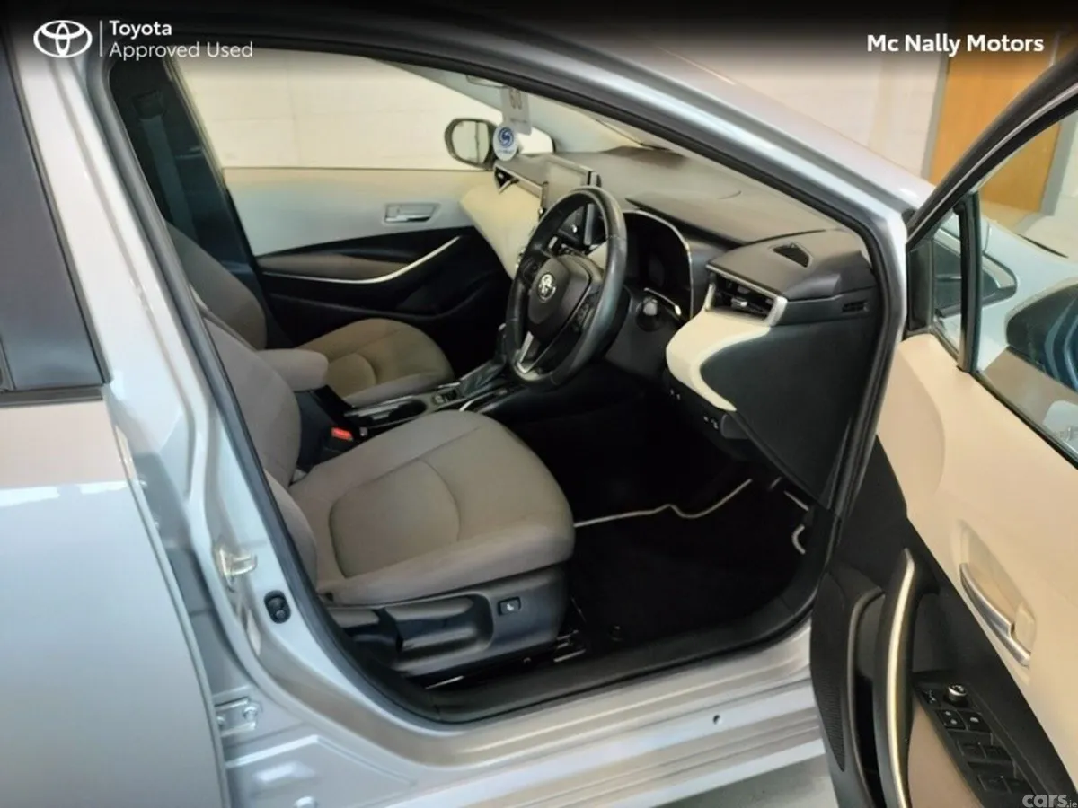 Toyota Corolla Saloon, Petrol Hybrid, 2022, Grey