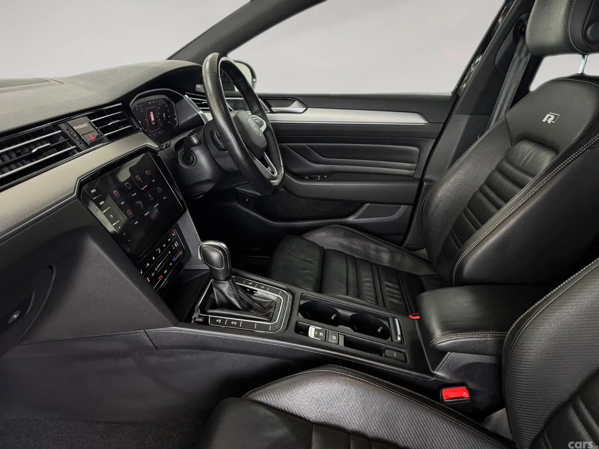Volkswagen Passat Estate, Diesel, 2021, Black