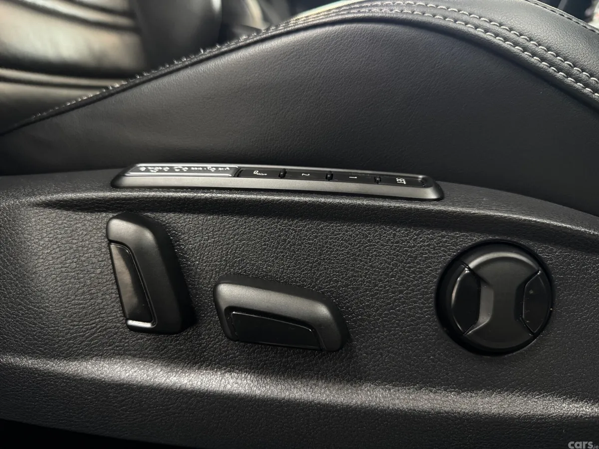 Volkswagen Passat Estate, Diesel, 2021, Black