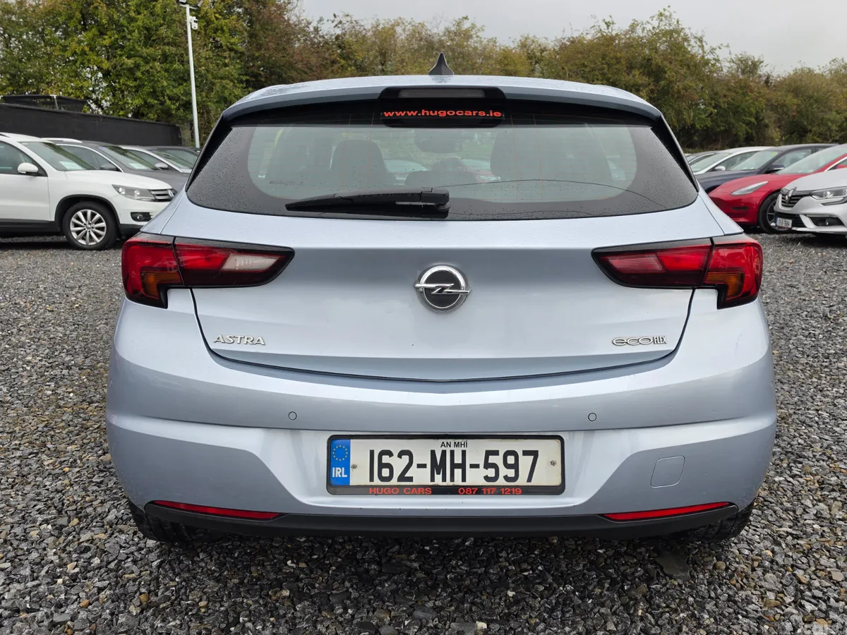 Opel Astra Hatchback, Petrol, 2016, Silver