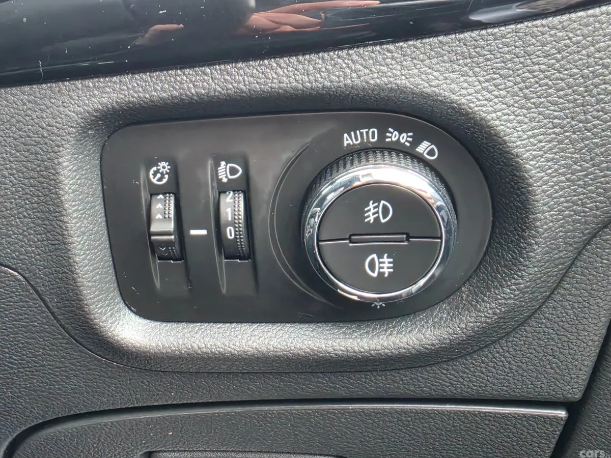 Opel Astra Hatchback, Petrol, 2016, Silver