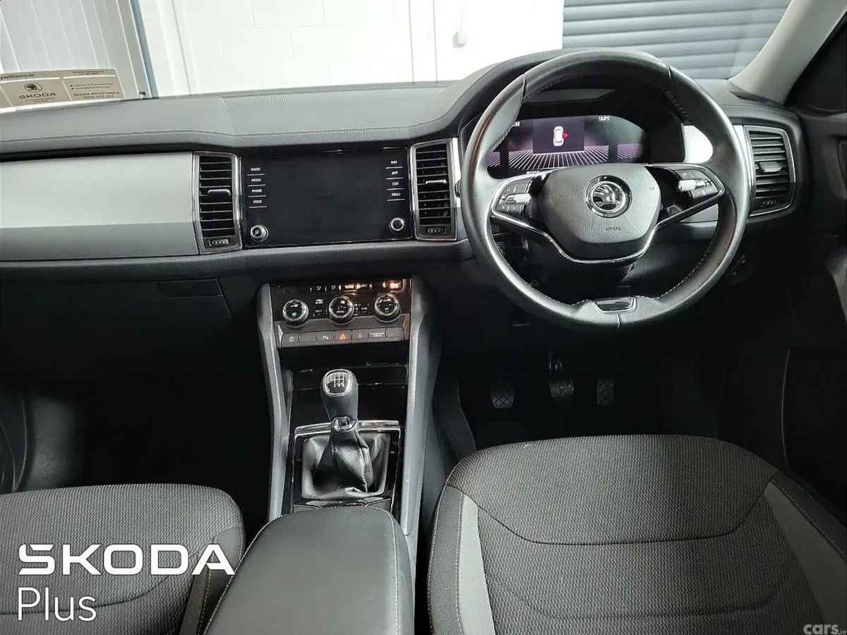 Skoda Kodiaq SUV, Petrol, 2023, Grey