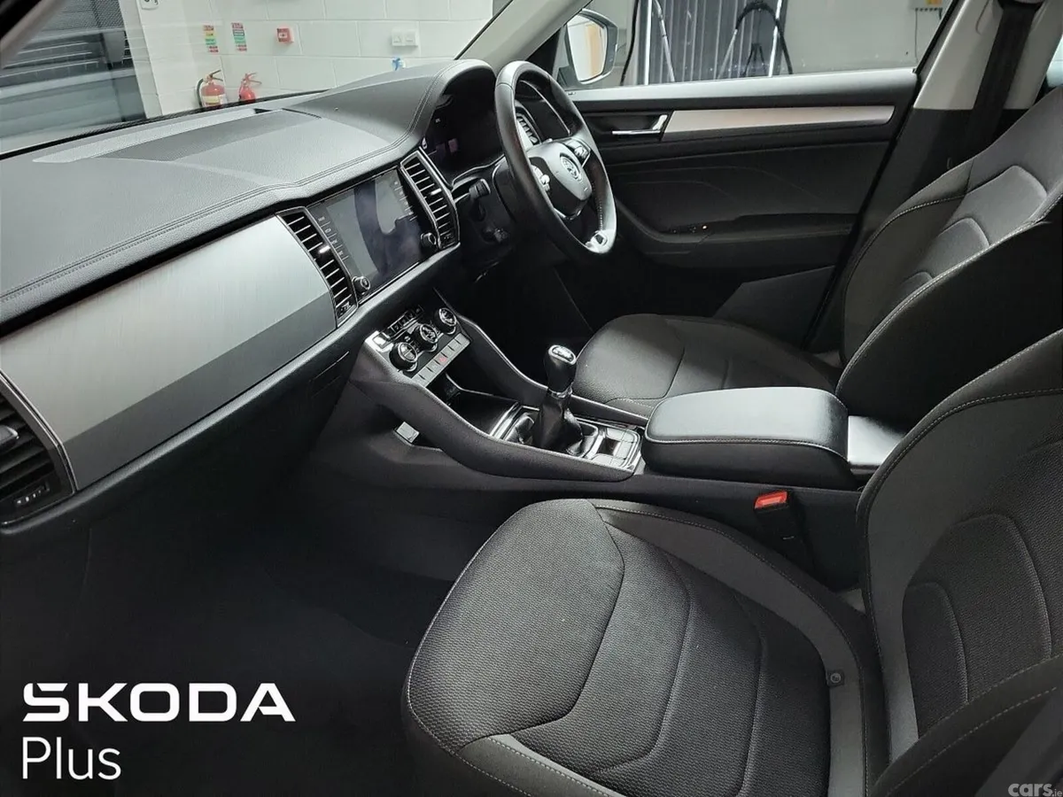 Skoda Kodiaq SUV, Petrol, 2023, Grey