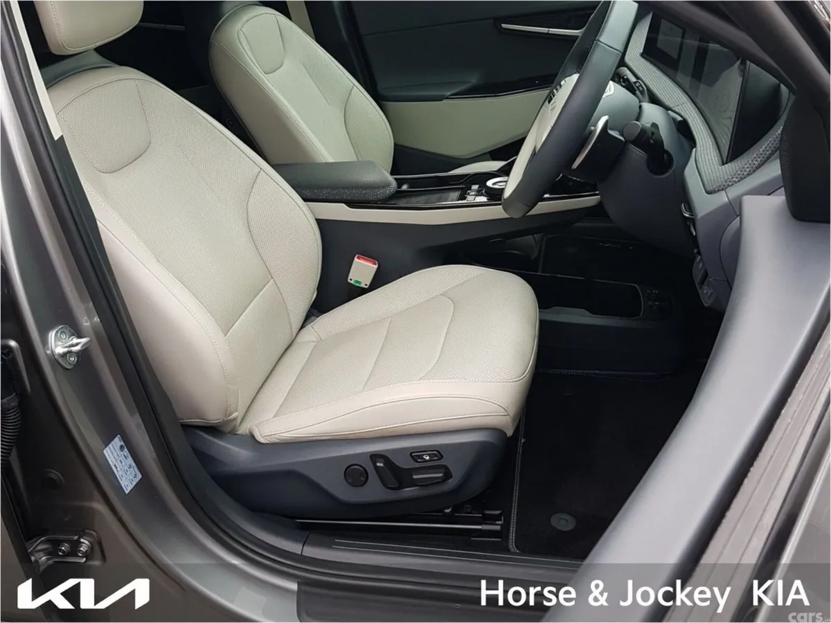 Kia EV6 MPV, Electric, 2023, Grey