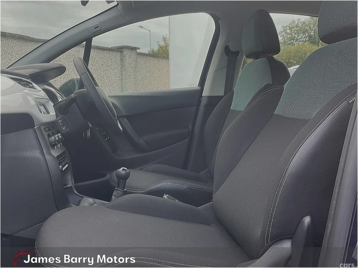 Citroen C3 Hatchback, Petrol, 2017, Blue