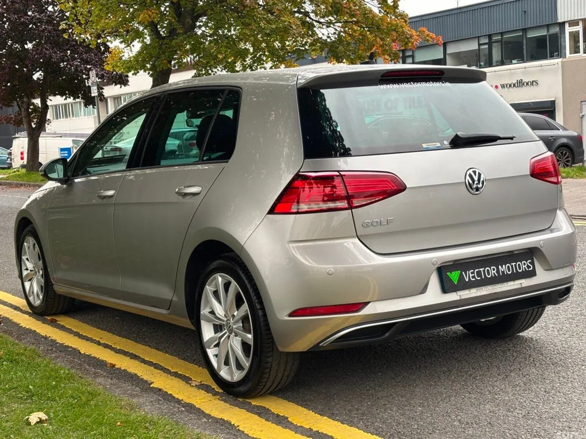 Volkswagen Golf Hatchback, Petrol, 2019, Grey