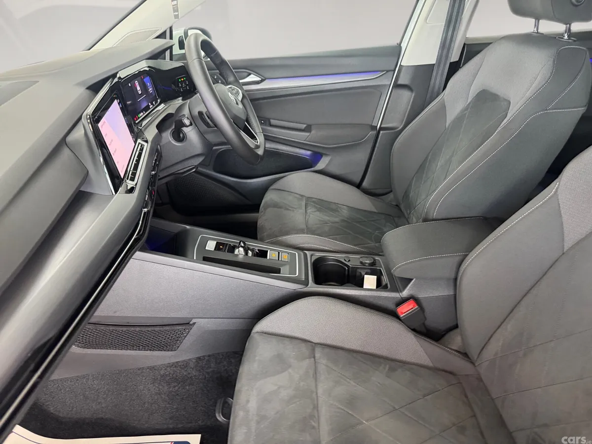 Volkswagen Golf Hatchback, Diesel, 2022, White