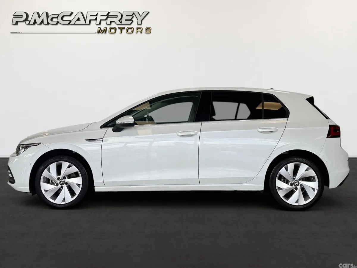 Volkswagen Golf Hatchback, Diesel, 2022, White
