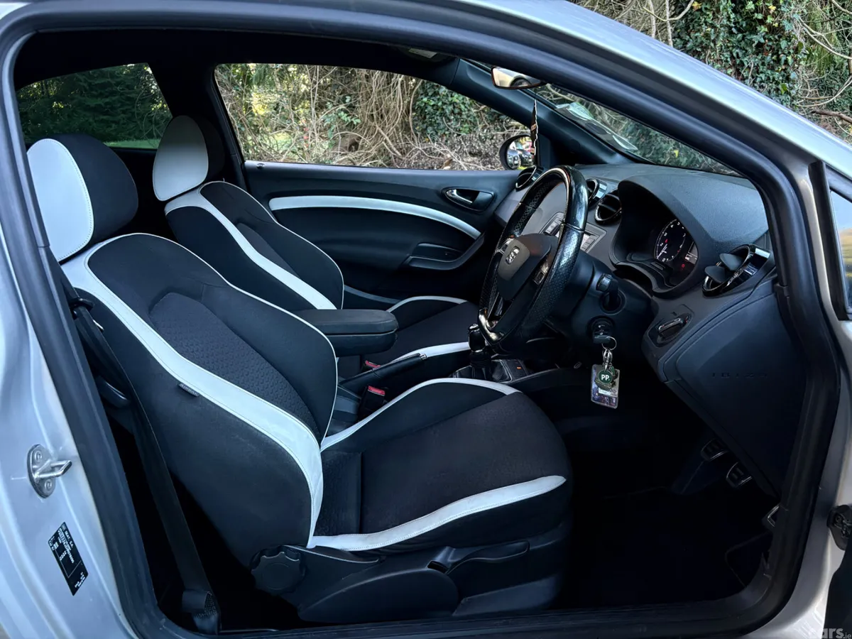 SEAT Ibiza Hatchback, Petrol, 2017, Grey