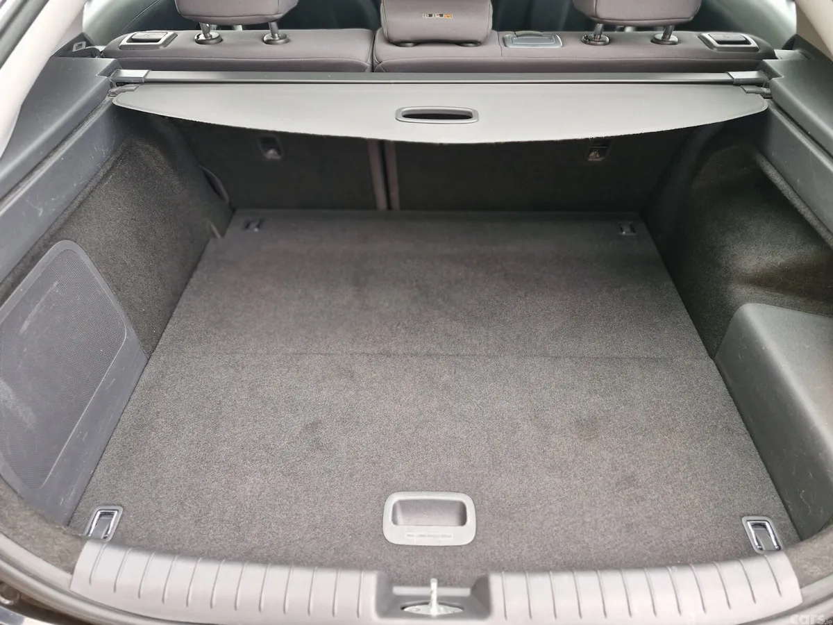Hyundai IONIQ Hatchback, Petrol Plug-in Hybrid, 2018, Black