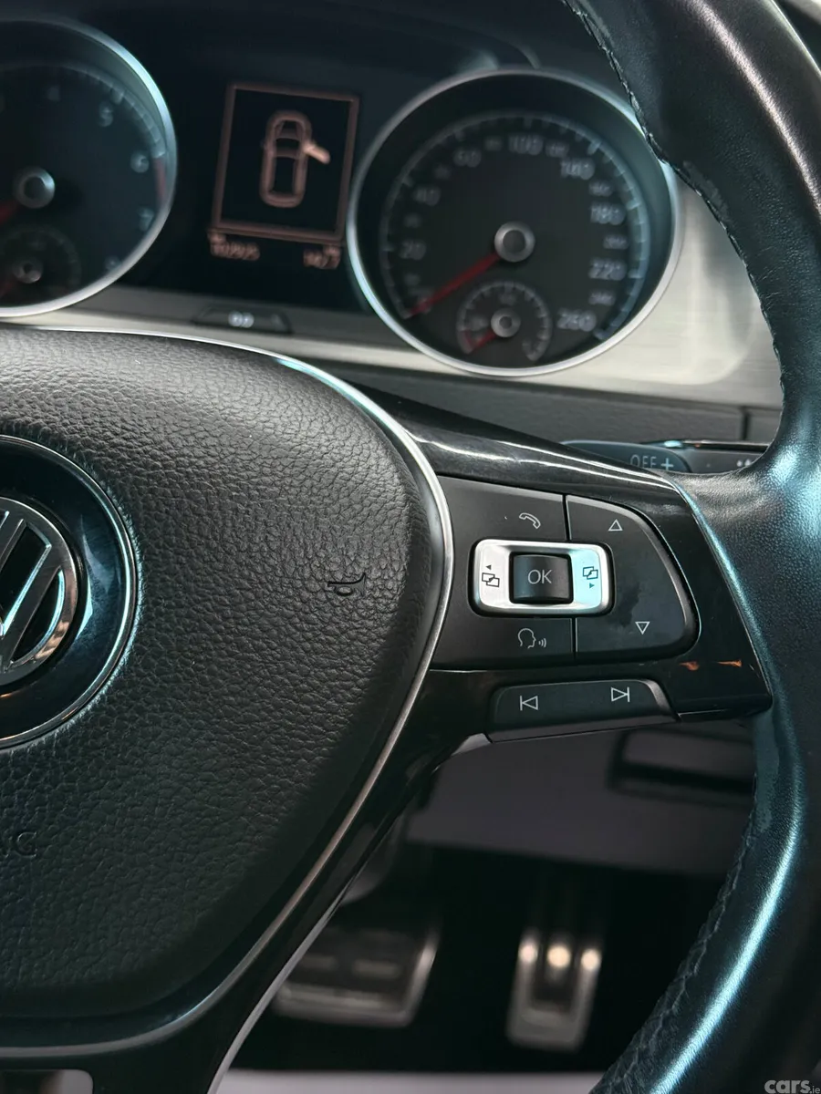 Volkswagen Golf Hatchback, Petrol, 2013, Black