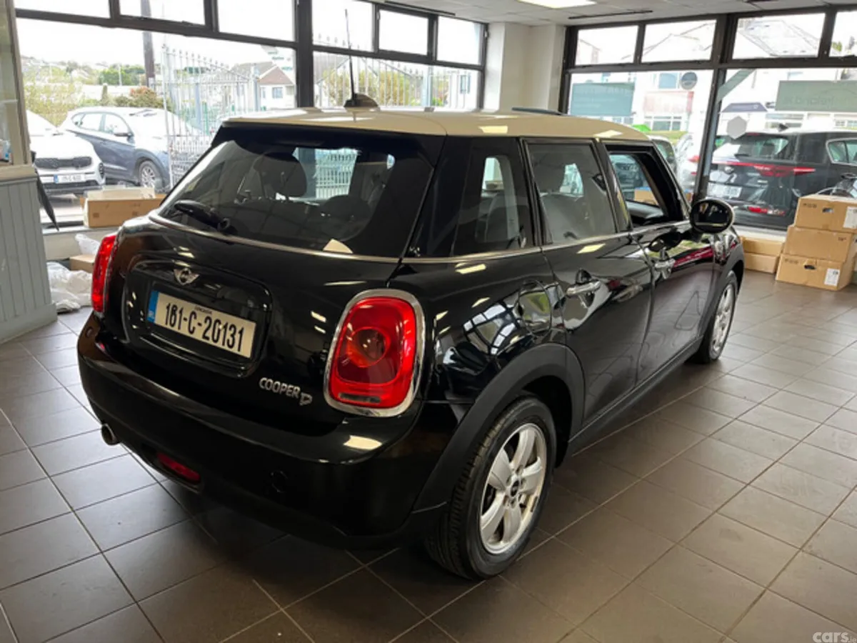Mini Cooper Hatchback, Diesel, 2016, Black