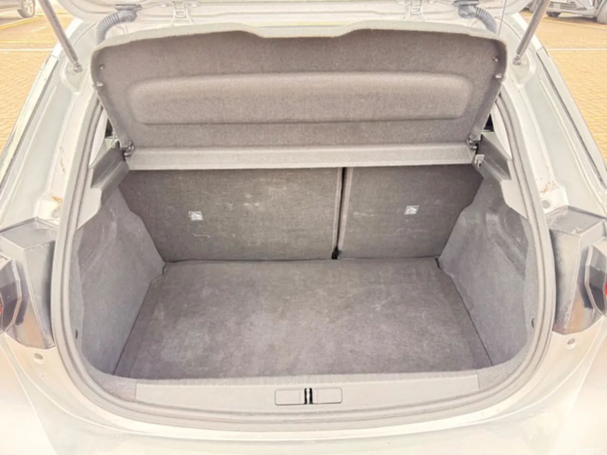 Opel Corsa Hatchback, Petrol, 2024, Grey