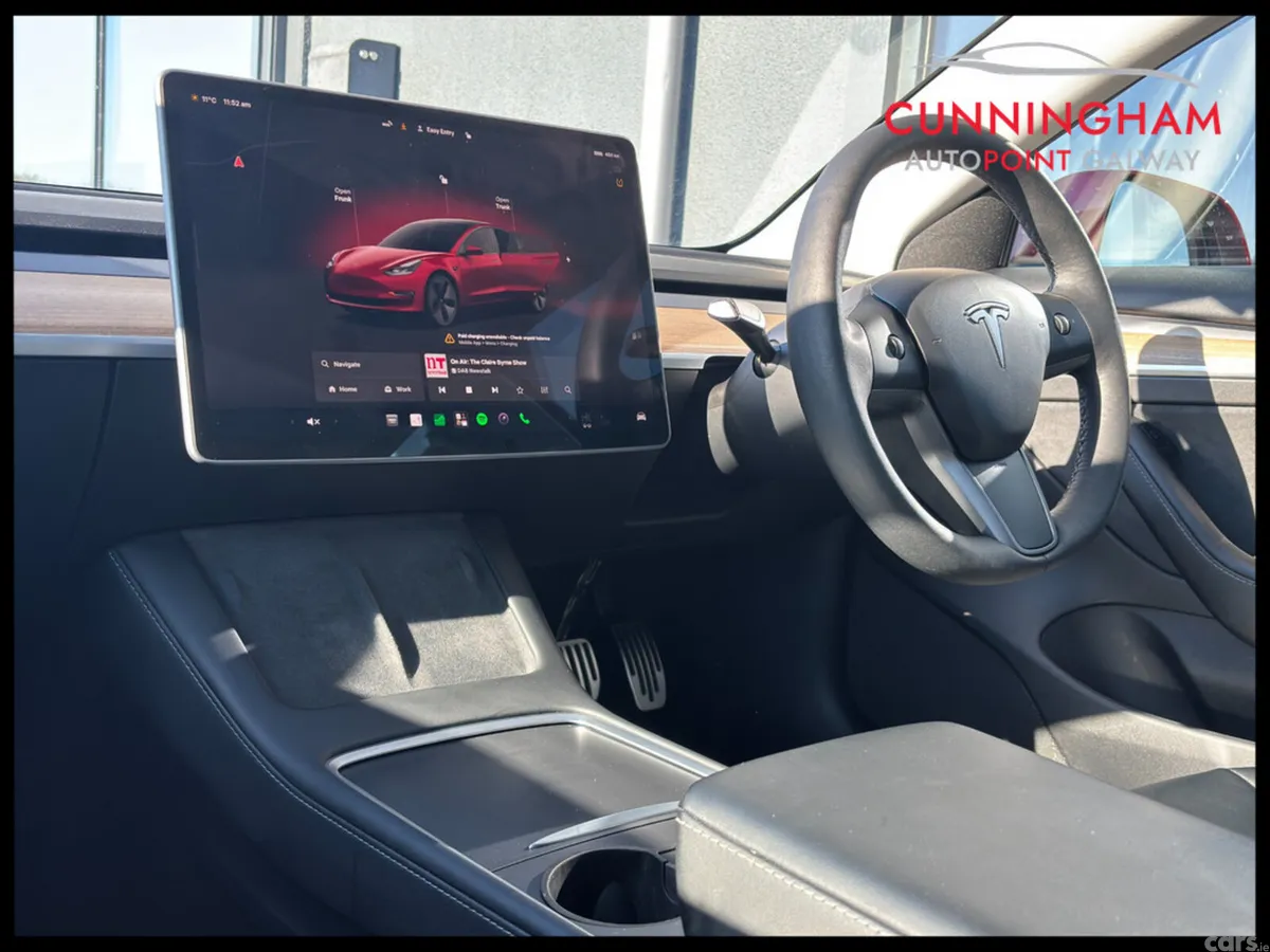 Tesla Model 3 Saloon, Electric, 2023, Red