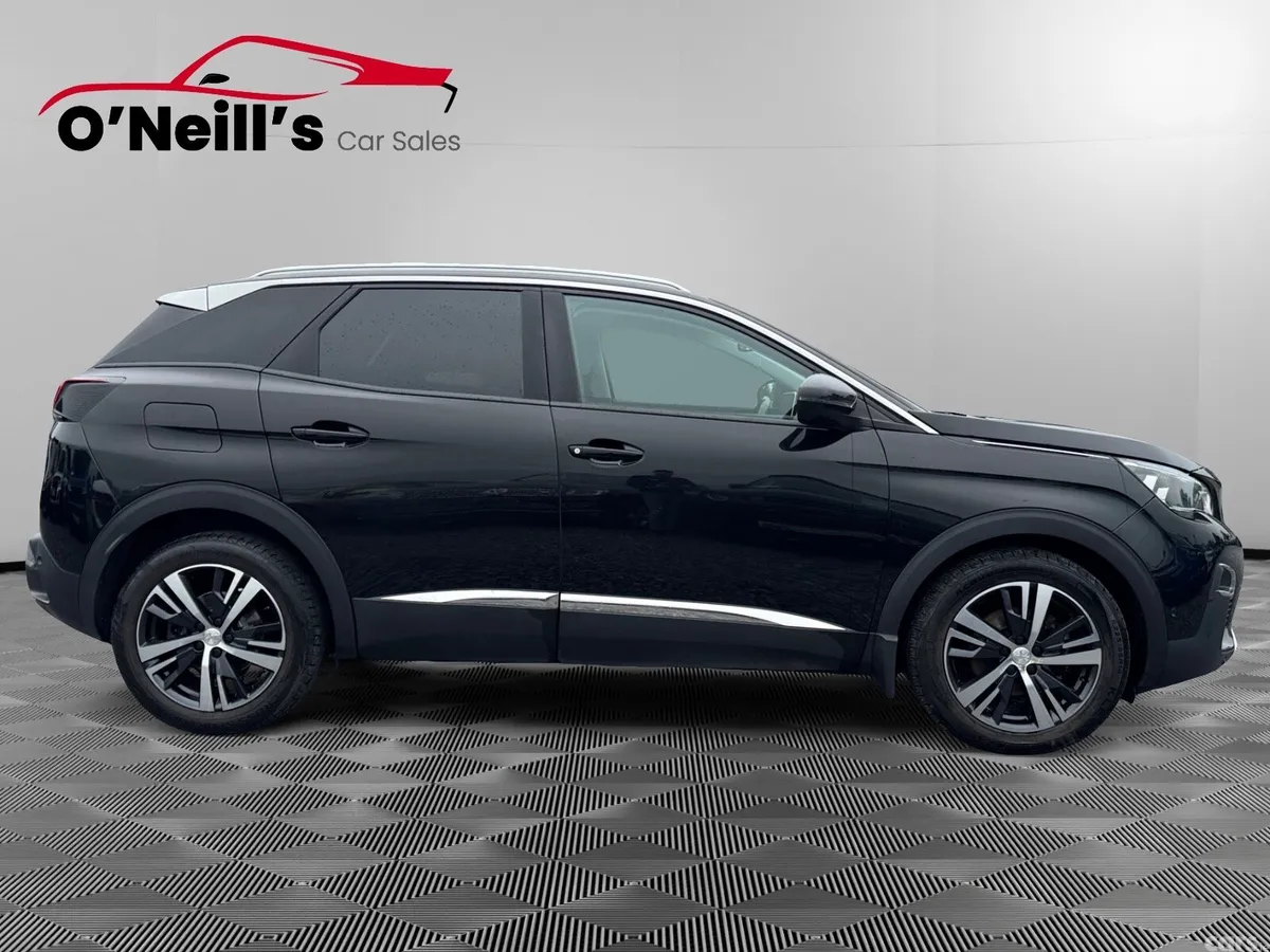 Peugeot 3008 MPV, Petrol, 2019, Black