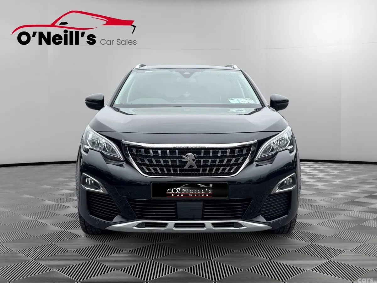 Peugeot 3008 MPV, Petrol, 2019, Black