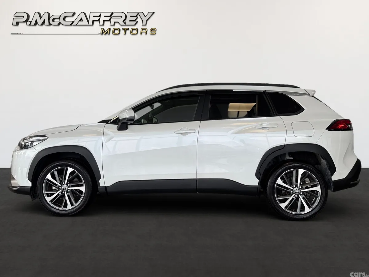 Toyota Corolla Cross SUV, Petrol Hybrid, 2023, White