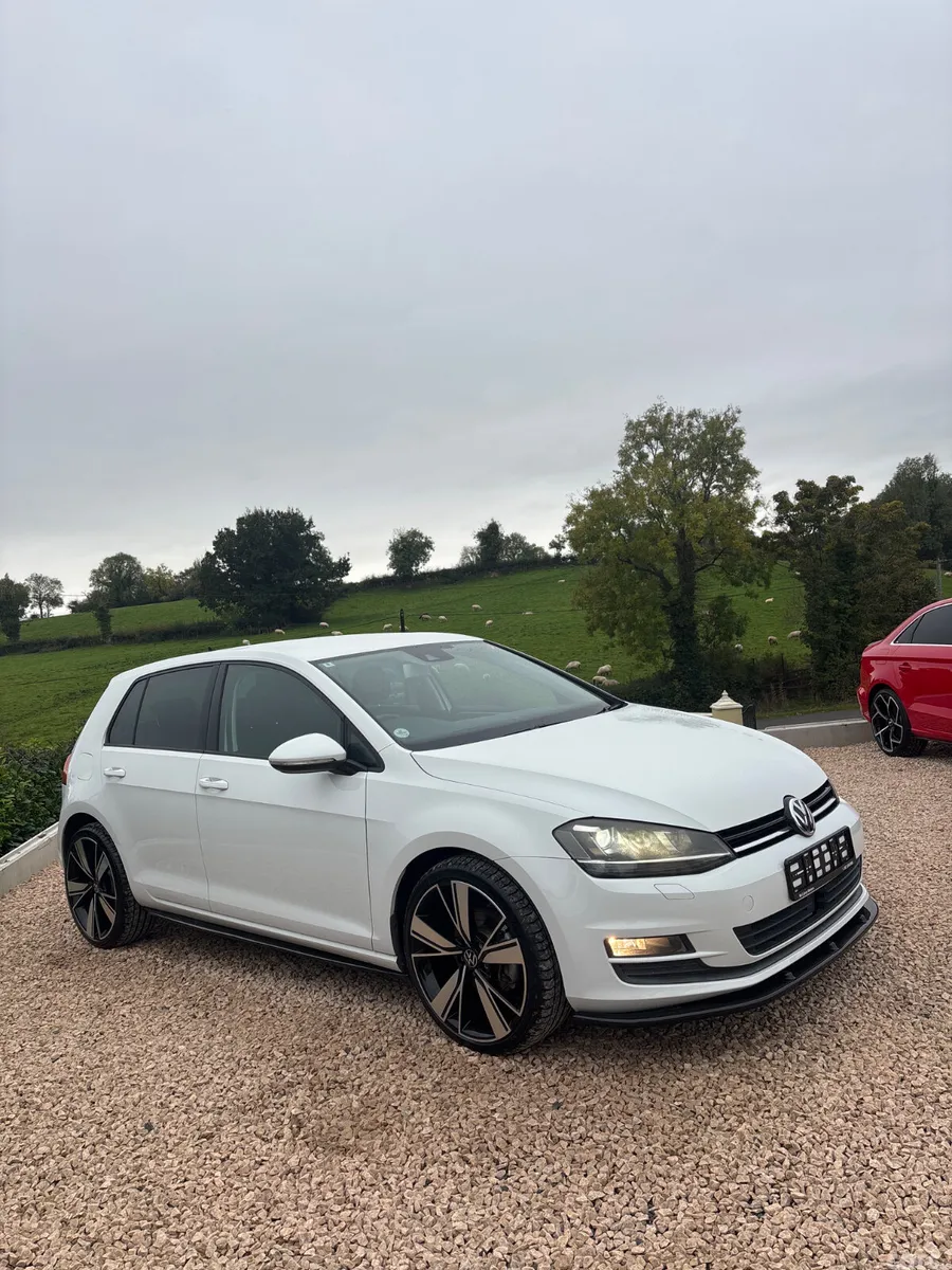 Volkswagen Golf Hatchback, Petrol, 2016, White