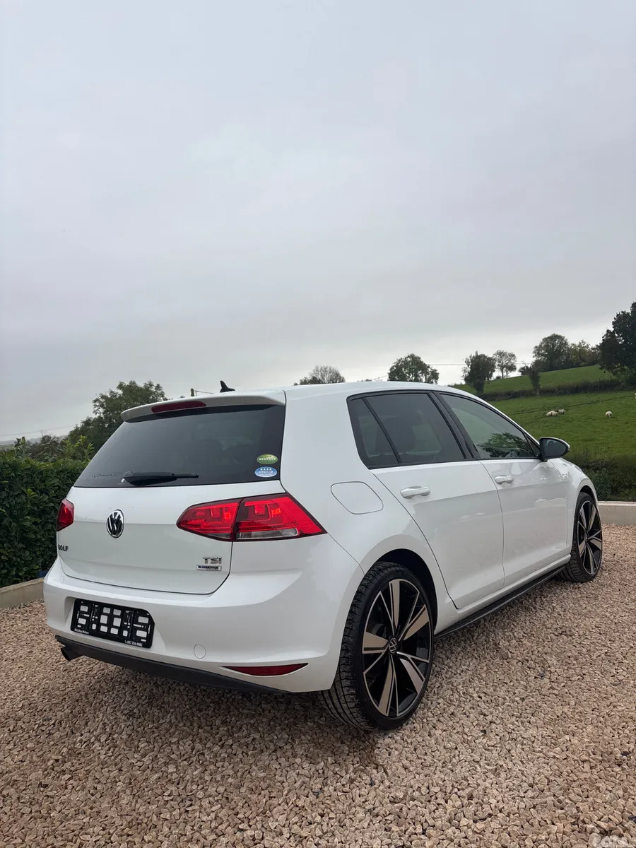 Volkswagen Golf Hatchback, Petrol, 2016, White