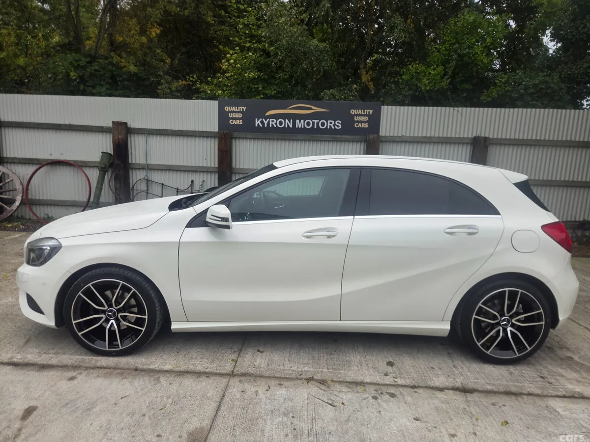 Mercedes-Benz A-Class Hatchback, Petrol, 2015, White