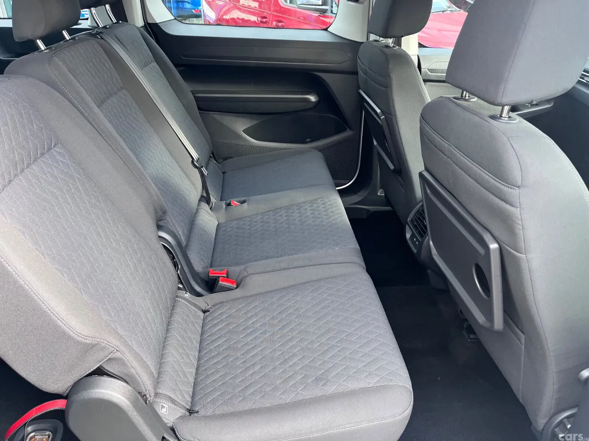 Volkswagen Caddy MPV, Diesel, 2023, Grey
