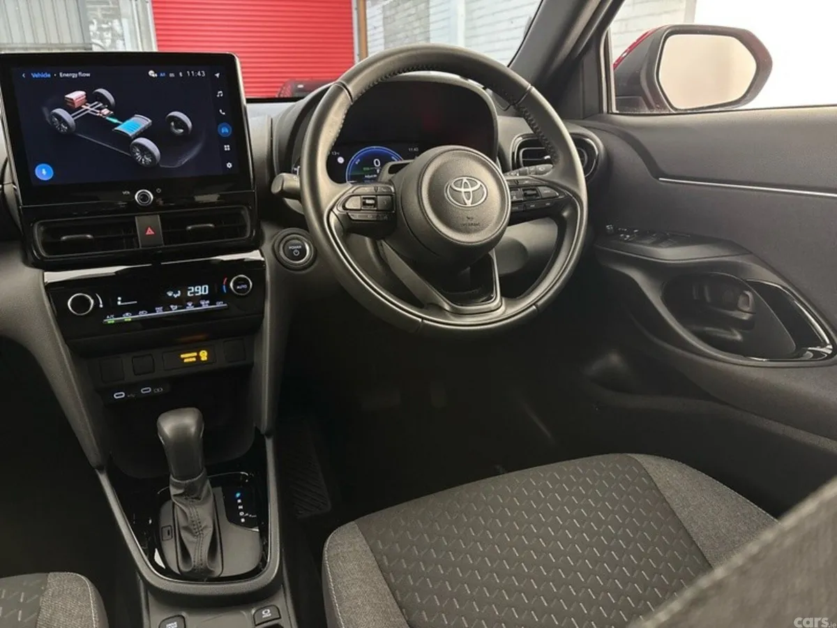 Toyota Yaris Cross Hatchback, Petrol Hybrid, 2026, Red